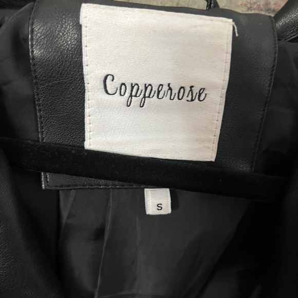 Black Fringe Leather Jacket - Picture 6 of 6